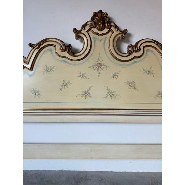 1960s Vintage Karges Venetian French Provincial Style Carved Wood King Size Headboard For Sale - Image 5 of 14