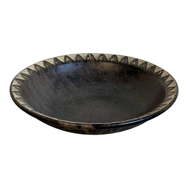 Plate Bowl With White Rim and Carved Pattern Denmark Mid-Century Modern 1960s For Sale