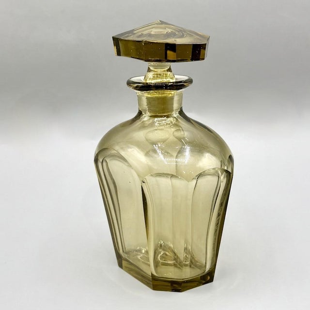 Mid-Century Modern Amber Glass Decanter and Six Liqueur Glasses, 1950s, Set of 7 For Sale - Image 9 of 17