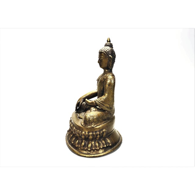 Asiatides 1950s Mid-Century Nepalese Bronze Figure of Seat Buddha For Sale - Image 4 of 13