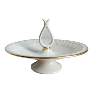 Late 20th Century Lenox Embossed Heart Venus Collection Center Handle Footed Candy Trinket Dish