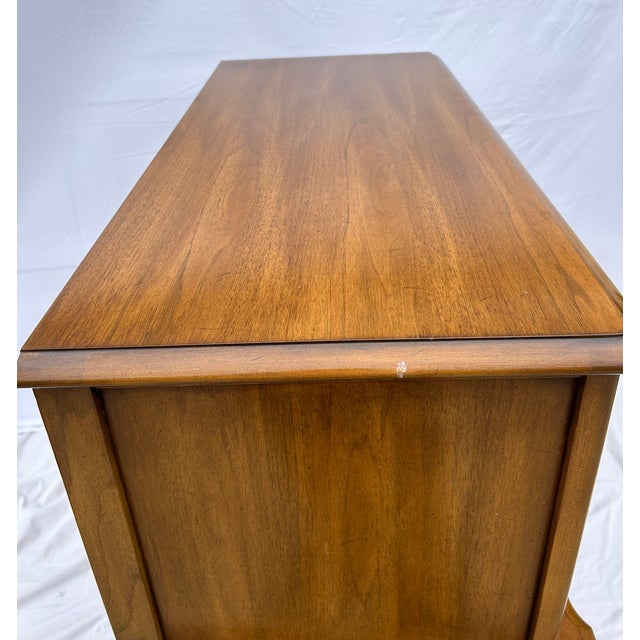 Wood Mid 20th Century White Furniture Bedroom Set of 3 For Sale - Image 7 of 18