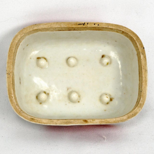 Red Chinese Lidded Rectangular Soap Box With Red Foo Lion Design C 1900 For Sale - Image 8 of 9