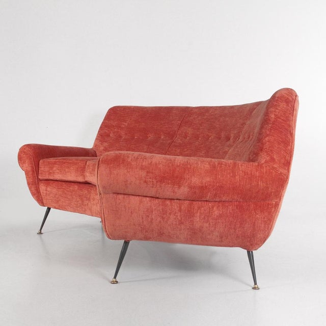 Vintage Coral Velvet Sofa, 1960s For Sale - Image 6 of 12