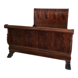 1990s Henredon Mahogany Queen Sleigh Bed Frame For Sale