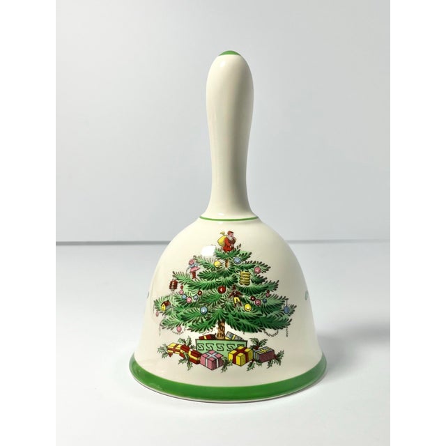 Spode “Christmas Tree” 8-Piece Ceramic Dinnerware Serving Hostess Set For Sale In Dallas - Image 6 of 12