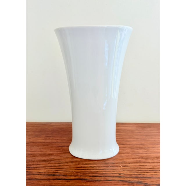 German Glazed Porcelain Vase from AK Kaiser, 1970s For Sale - Image 6 of 6