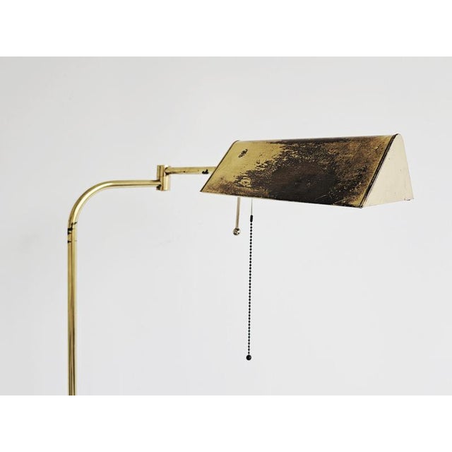 Mid-Century Modern Adjustable Brass Swing Arm Floor Lamp, 1960s For Sale - Image 4 of 15