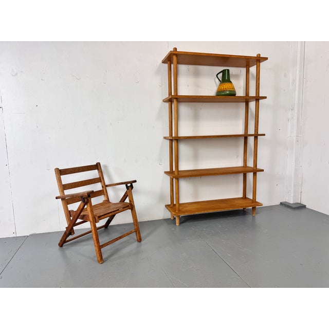 Beautiful Vintage Mid Century wooden foldable children‘s chair, 1950s Chair is in very good original condition.