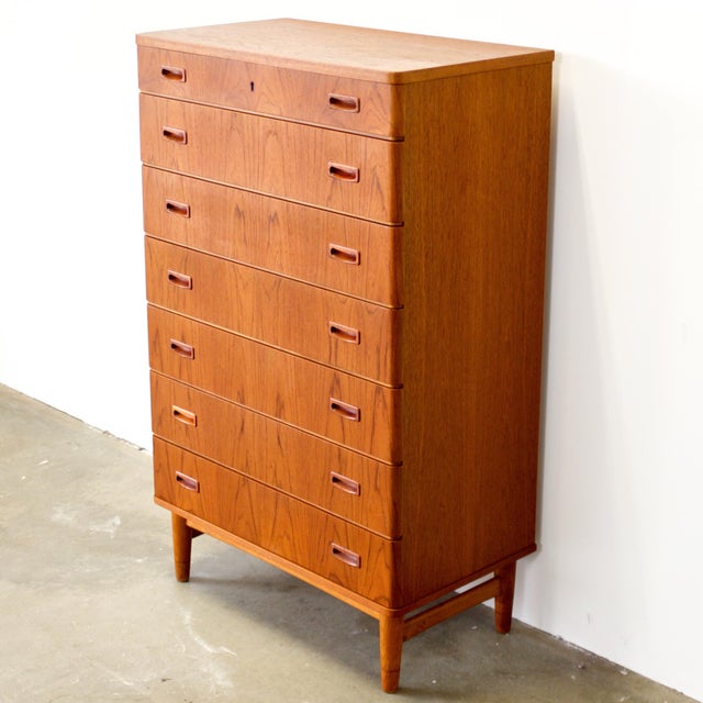 Omann Jun Møbelfabrik 1950s Omann Jun. Møbelfabrik Danish Teak 7 Drawer , Highboy / Tall Dresser Designed by Gunni Omann For Sale - Image 4 of 12