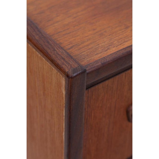 Brown Mid-Century Rosewood Chest of Drawers For Sale - Image 8 of 14