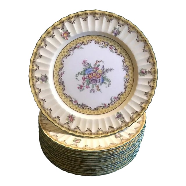 English Floral Service Dinner Plates by Royal Worcester - Set of 12 For Sale