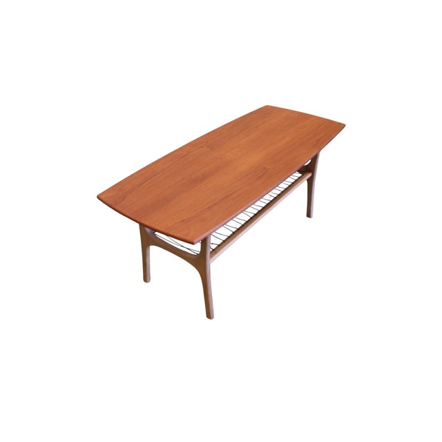 Danish Coffee Table in Teak and Oak with Magazine Rack, 1960s For Sale - Image 4 of 8