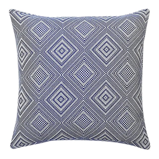 The House of Scalamandré Antigua Weave Outdoor Pillow, Indigo For Sale