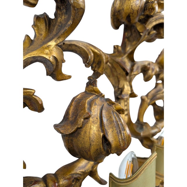 Six-Light Wall Lamp in Carved and Gilded Wood For Sale - Image 4 of 8