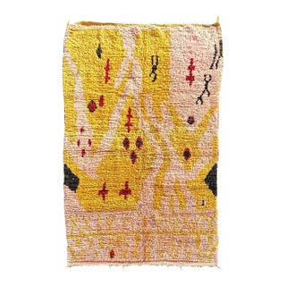 Modern Moroccan Wool Rug Handmade With Abstract Design in Yellow & Pink For Sale