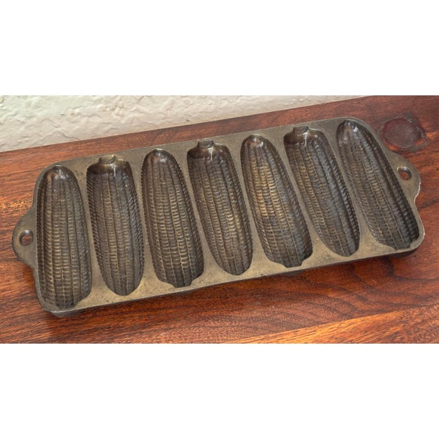 Brown Antique Cast Iron Wagner Ware Cornbread Pan Krusty Korn Kobs, Well Seasoned For Sale - Image 8 of 8