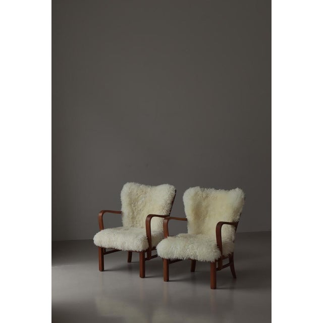 Fritz Hansen Elm, Cane, and Sheepskin No. 1588 Lounge Chairs from Fritz Hansen, Denmark, 1940s, Set of 2 For Sale - Image 4 of 18