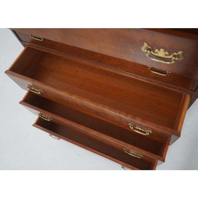 1980s Stickley Cherry 2 Over 5 Drawer High Chest For Sale - Image 5 of 17