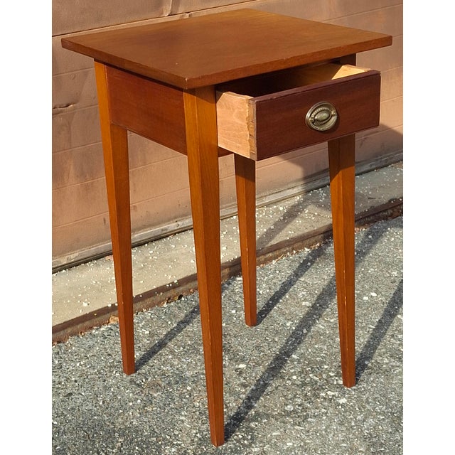 Brown Mid 20th Century American Federal Style Mahogany Single Drawer Side Table For Sale - Image 8 of 11