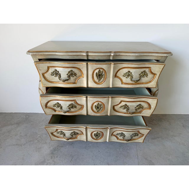 1960s Vintage Louis XV Style Bombe Chest of Drawers in Painted Finish With Ornate Brass Hardware For Sale - Image 5 of 12