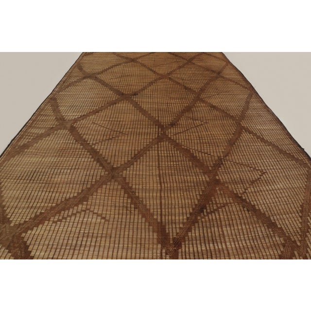 Traditional Vintage Moroccan Tuareg Runner With Diamond Grid in Beige & Brown - Rug & Kilim For Sale - Image 3 of 10