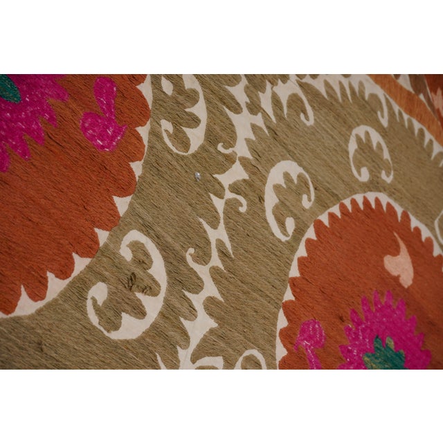 Decorative Suzani Embroidery | Olive Green Living Room Wall Hanging 6'11'' X 10'3'' For Sale - Image 9 of 15