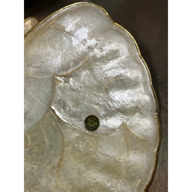 Shell 1970s Mother of Pearl Pair of Shell Design Plates For Sale - Image 7 of 9