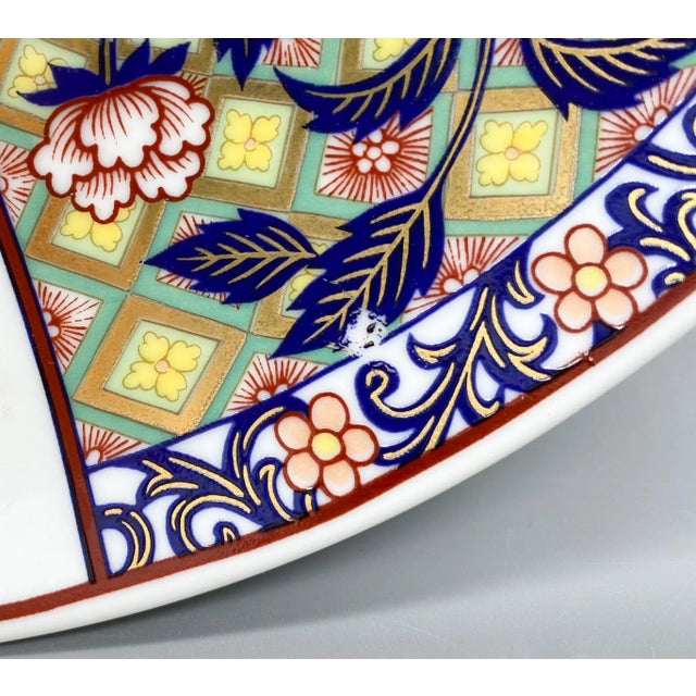 20th C. Japanese Imari Charger Plate – Porcelain Platter – Asian Traditional / Decorative For Sale - Image 10 of 11