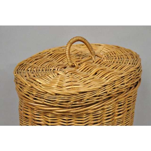 Vintage Mid Century Modern Handwoven Wicker Rattan Laundry Basket W Lid For Sale - Image 10 of 17