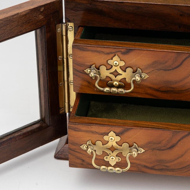 Antique 19th Century Victorian Walnut & Glass Fronted Jewellery Box, 1890s For Sale - Image 12 of 18