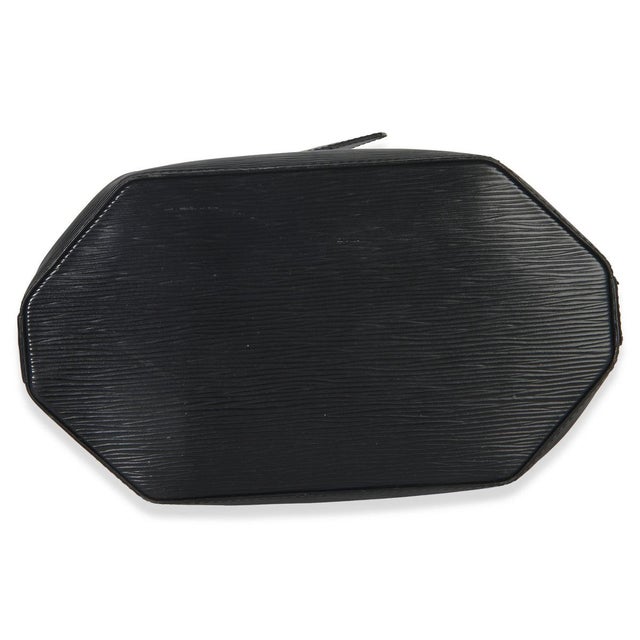 1990s Vintage Black Epi Sac DEpaule PM For Sale - Image 5 of 9