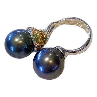 Bochic “Orient” Vintage South Sea Pearl & Fancy Sapphires Ring Set 18K Gold & Si For Sale