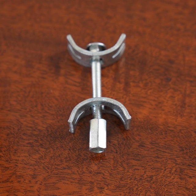 Niagara Furniture Mahogany Queen Size Sleigh Bed For Sale - Image 9 of 12