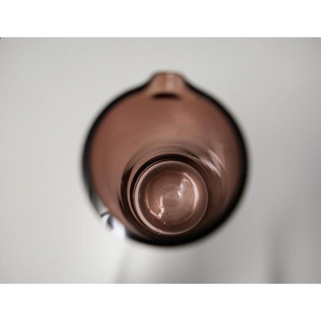 1960s Smoked Glass Water Carafe and Glasses by by Timo Sarpaneva, 1960s, Set of 7 For Sale - Image 5 of 18