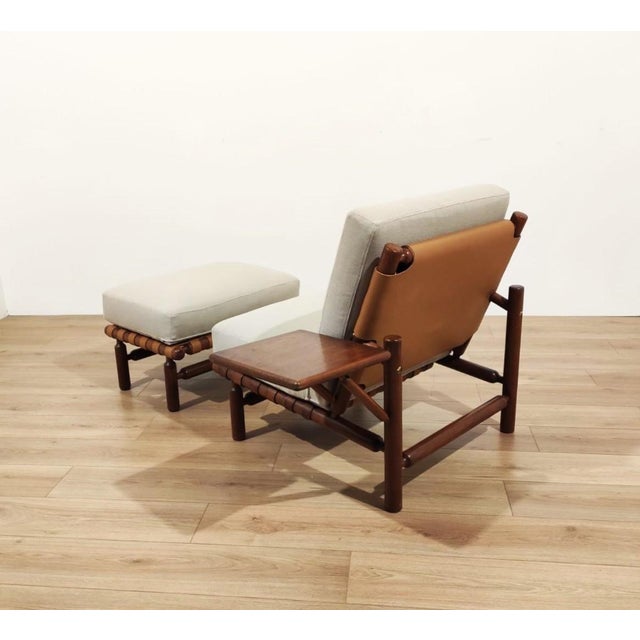 Ilmari Tapiovaara IT57 Armchair with Coffee Table and Ottoman by Ilmari Tapiovaara for Arnaboldi, 1957, Set of 2 For Sale - Image 4 of 11