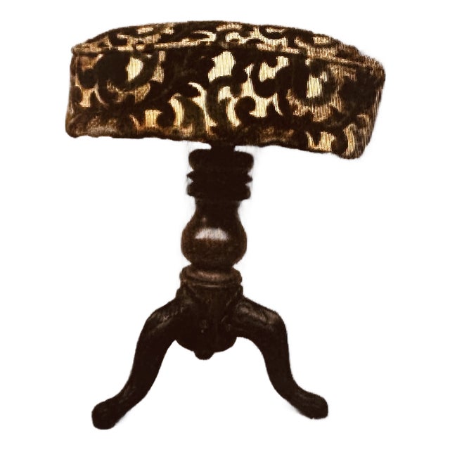 Late 19th Century Victorian Adjustable Piano Stool For Sale