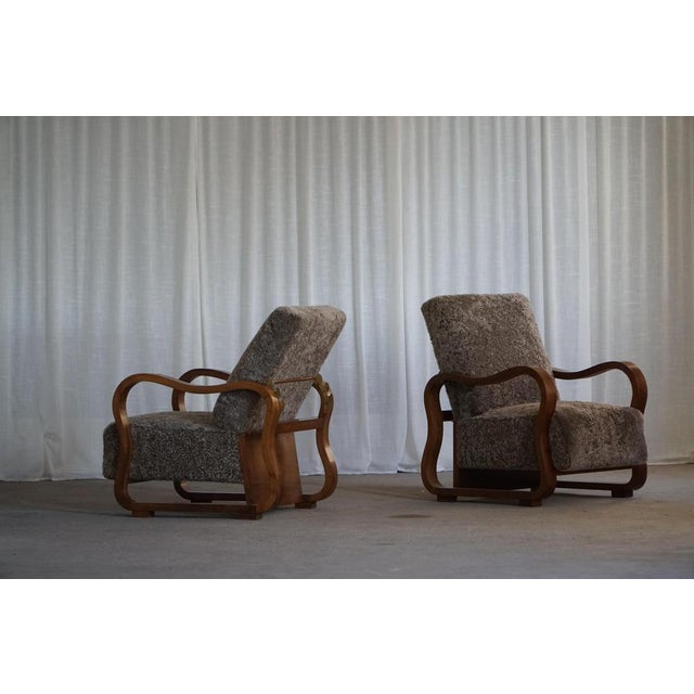 Art Deco Danish Adjustable Lounge Chairs in Lambswool & Walnut, 1930s, Set of 2 For Sale - Image 3 of 17