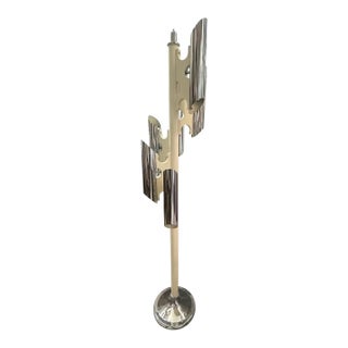 1970s Sciolari Style Space Age Chromed Metal and White Wood Italian Floor Lamp For Sale