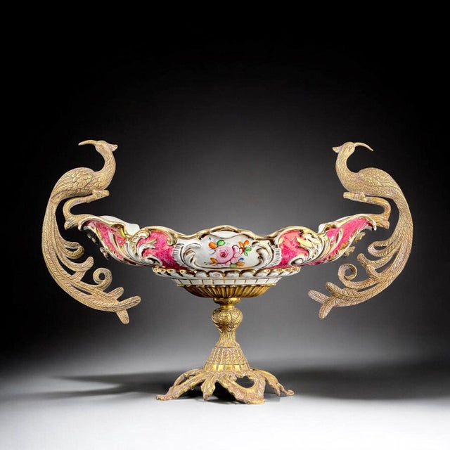 Large Hollywood Regency Peacock Centerpiece Bowl in Gilt Metal and Porcelain, 1930s For Sale - Image 17 of 17