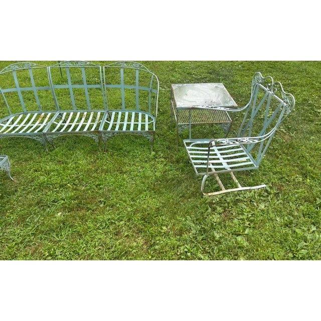 American 1960s 6- Piece Vintage Woodard 8 Piece Lounge Set For Sale - Image 3 of 7