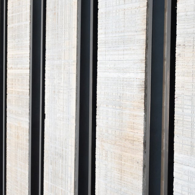 Wooden wall decoration from brutalist elements, 1950 Wooden frame: American crate (new)