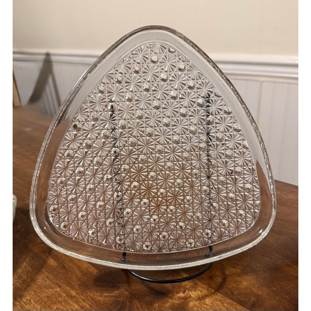 Indiana Glass Company Mid 20th Century Indiana Glass Daisy and Button Pattern Snack Plates and Cups - Set of 7 For Sale - Image 4 of 12