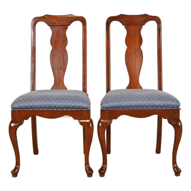 Harden Furniture Queen Anne Solid Cherry Wood Side Chairs or Dining Chairs, Pair For Sale