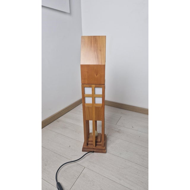 1980s Vintage Table Lamp in Light Wood by Charles Jenks for Sawaya & Moroni, 1980s For Sale - Image 5 of 15