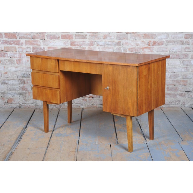 1950s Mid-Century Writing Desk in Walnut, Czech, 1950 For Sale - Image 5 of 12