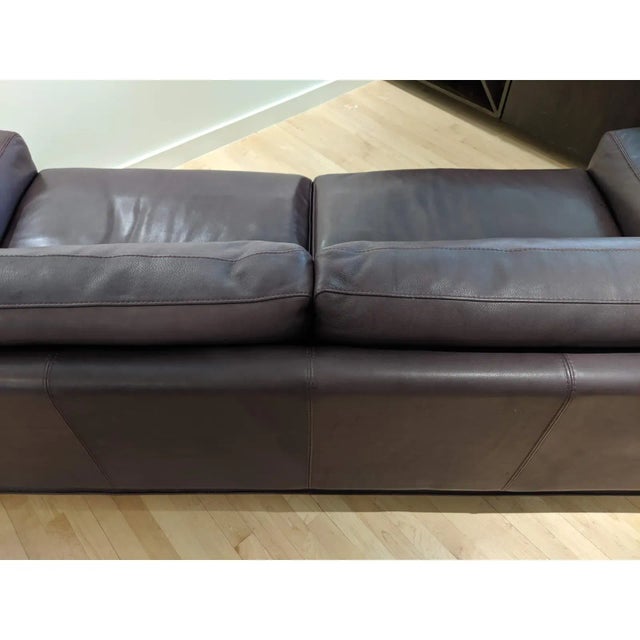 Brown 1990s Postmodern Roche Bobois Pebble Leather Sofa With Chrome Base For Sale - Image 8 of 12