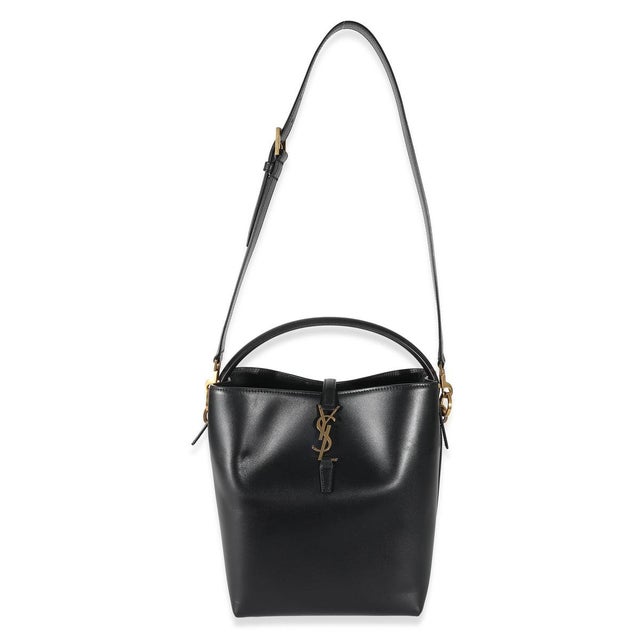 Black Black Shiny Calfskin Small Le 37 Bucket Bag For Sale - Image 8 of 8