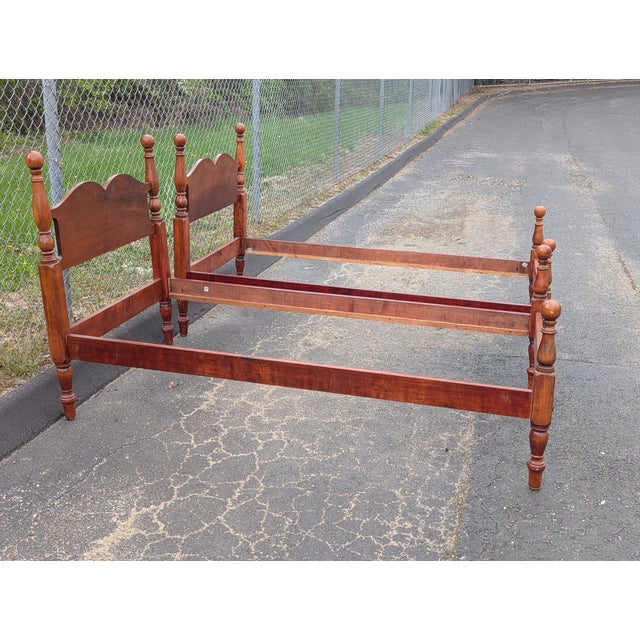 Vintage Cannonball Twin Beds - Pair of Hand Carved Solid Wood Colonial Bedframes - Matching Twin Size Set For Sale - Image 11 of 14