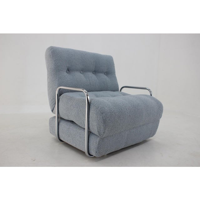 1970s Convertible Chrome Lounge Chair in Bouclé, Czechoslovakia, 1970s For Sale - Image 5 of 18
